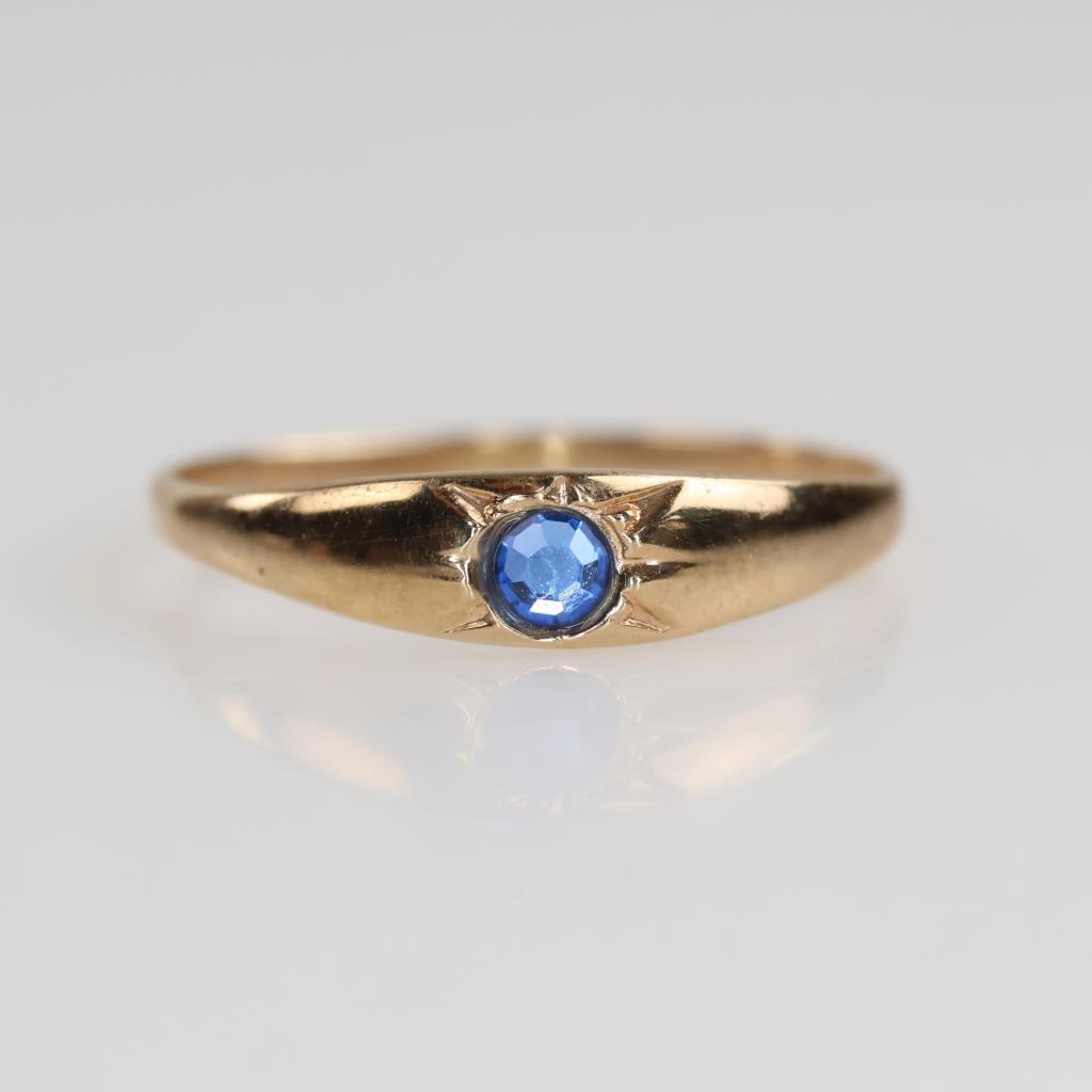 9kt Gold Blue Stone Ring