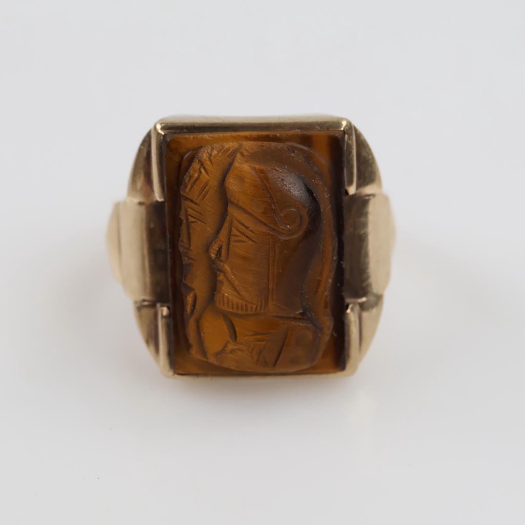 9kt Gold Brown Stone  Ring