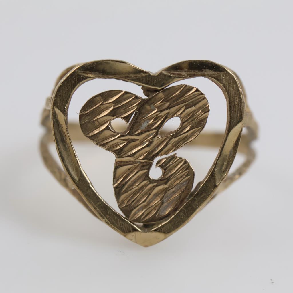 9kt Gold C Initial Ring