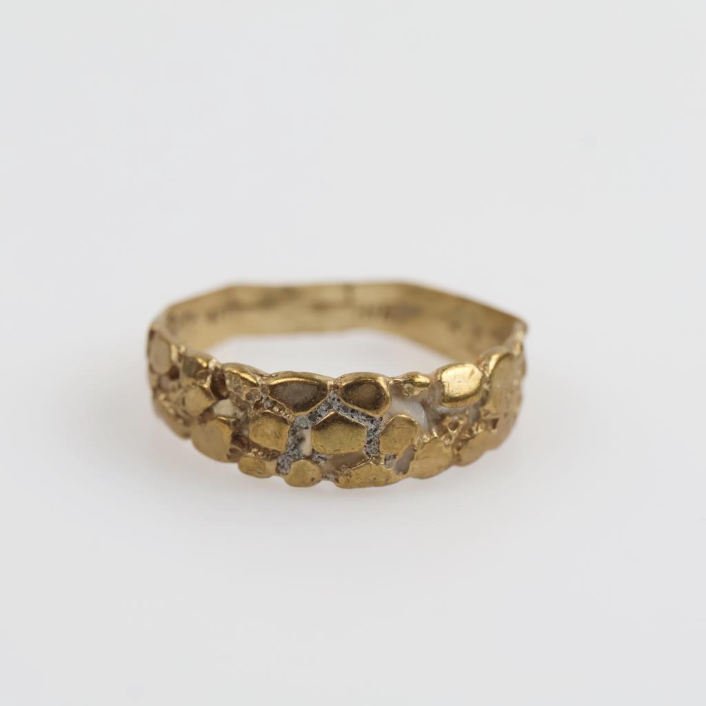9kt Gold Nugget Style Ring