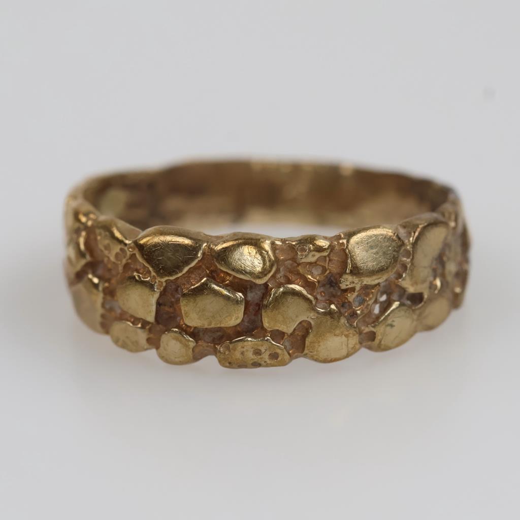 9kt Gold Nugget Style Ring