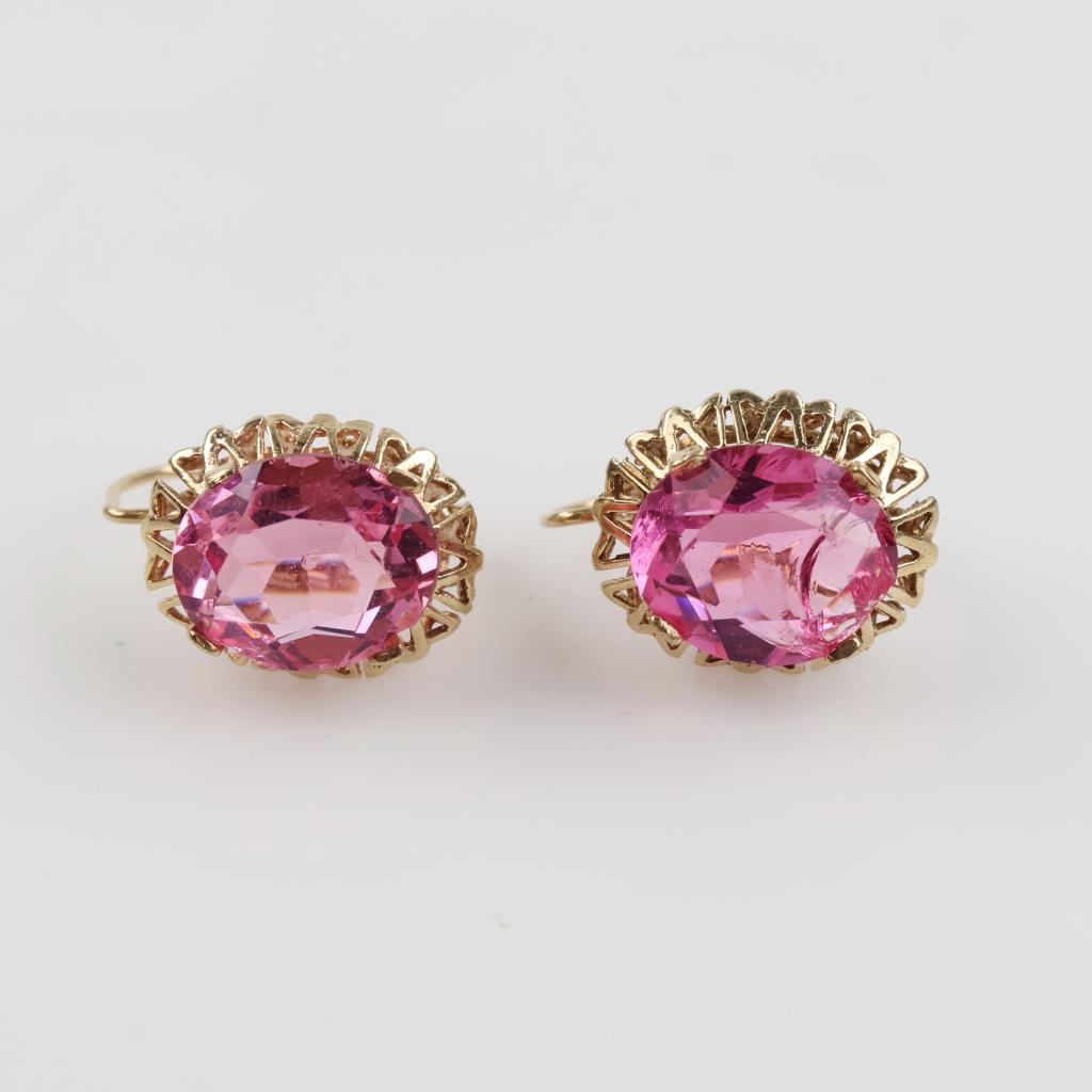 9kt Gold Pink Stone Hollow Filigree Dangle Earrings