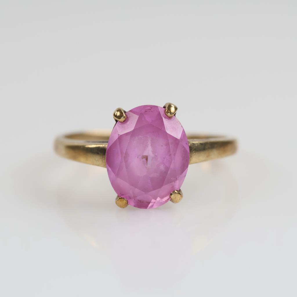 9kt Gold Pink Stone Ring