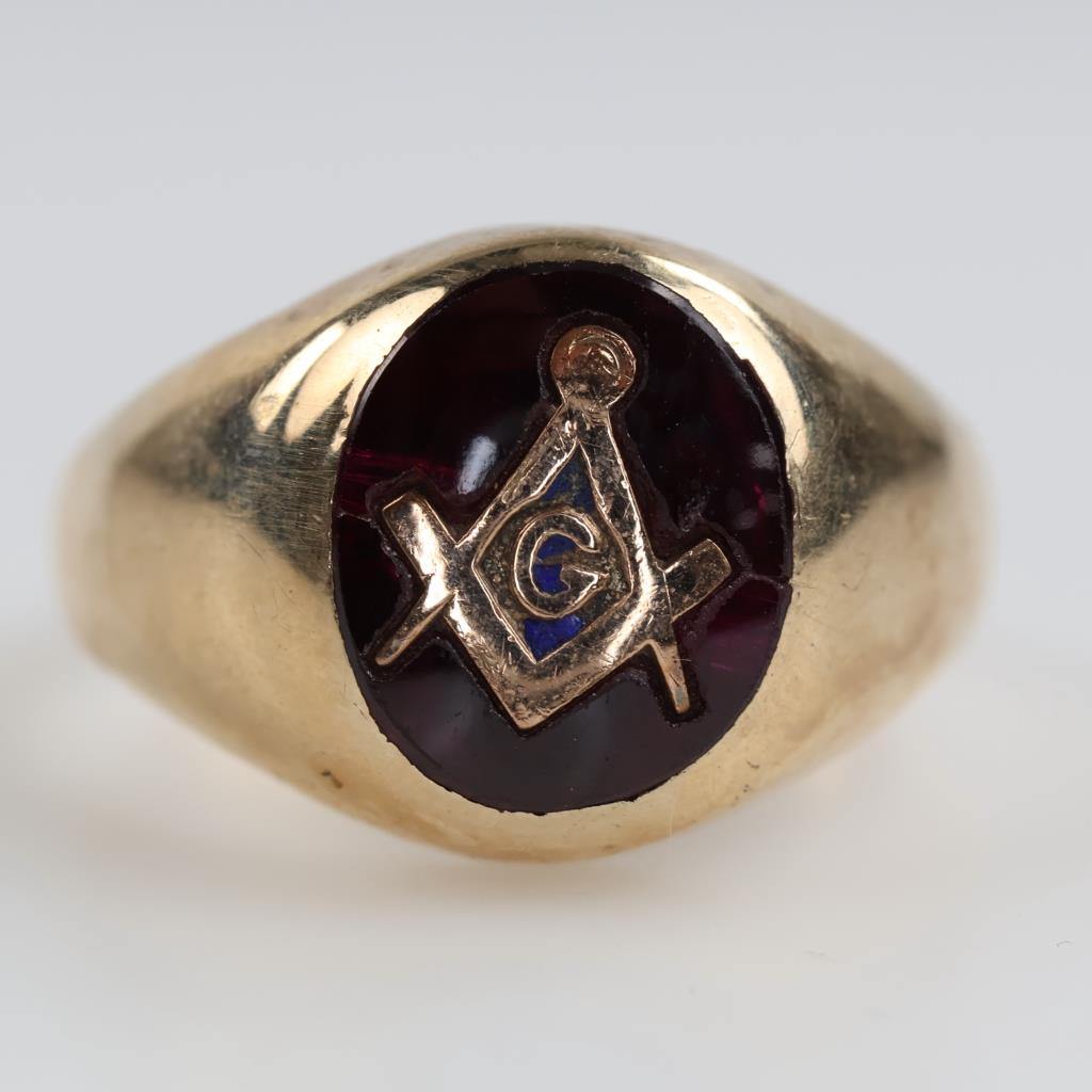 9kt Gold Purple Stone Ring