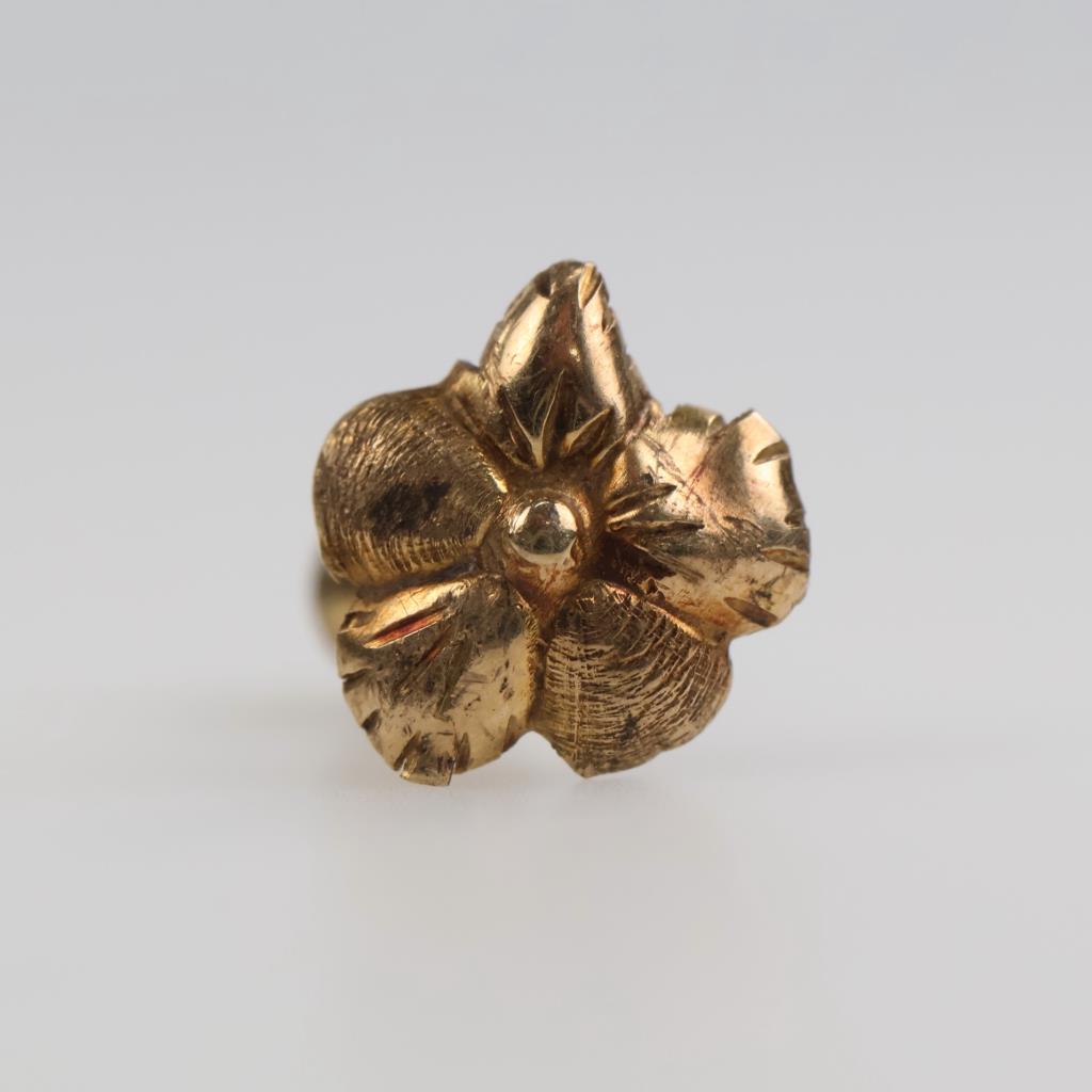 9kt Gold Single Flower Earring