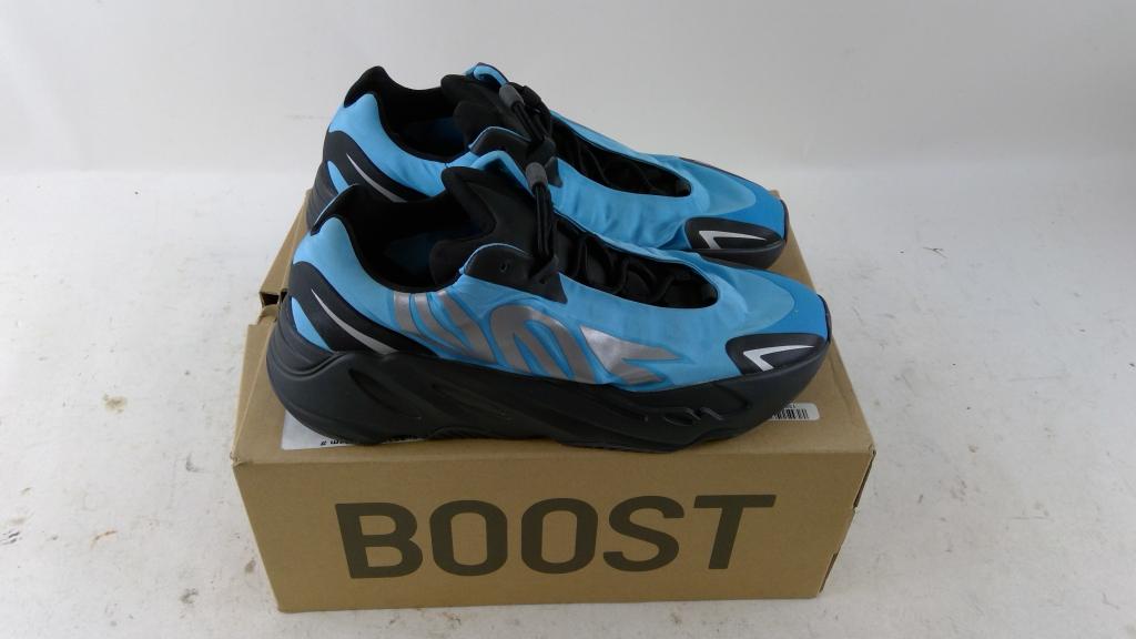 Adidas Yeezy Boost 700 MNVN Mens Shoes Size 10.5