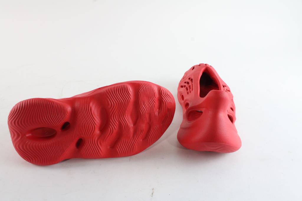 Adidas Yeezy Foam Runners, Size 7 Property Room