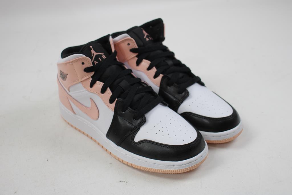Air Jordan 1 Mid (GS), 6Y, White/Arctic Orange Sneakers