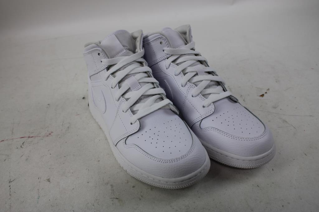 Air Jordan 1 MID (GS) Boys' 7Y Sneakers, White