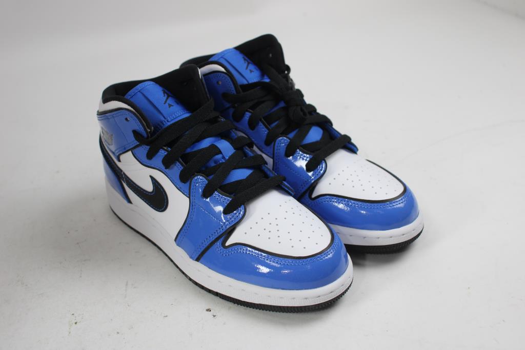Air Jordan 1 Mid SE (GS), Size 5Y, Signal-Blue/Black/White Sneakers