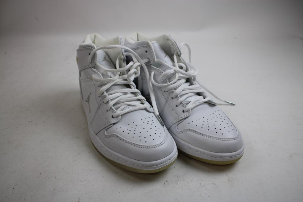 Air Jordan Retro  White Chrome 2002 Men Size 8.5