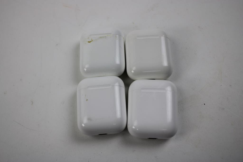 Airpods Bulk Lot, 4 Pieces