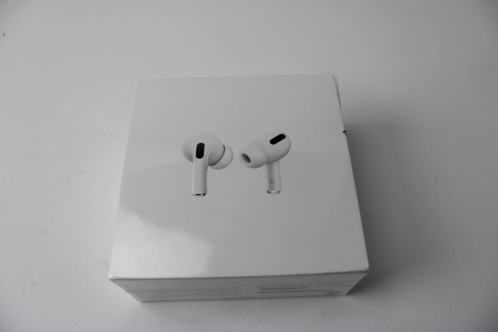 Airpods Pro Wireless Charging Case