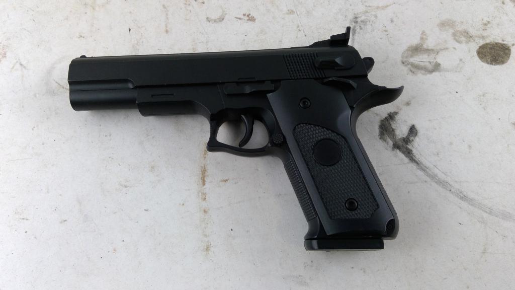 Airsoft Pistol
