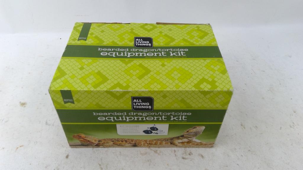 All Living Things Bearded Dragon / Tortoise Equipment Kit
