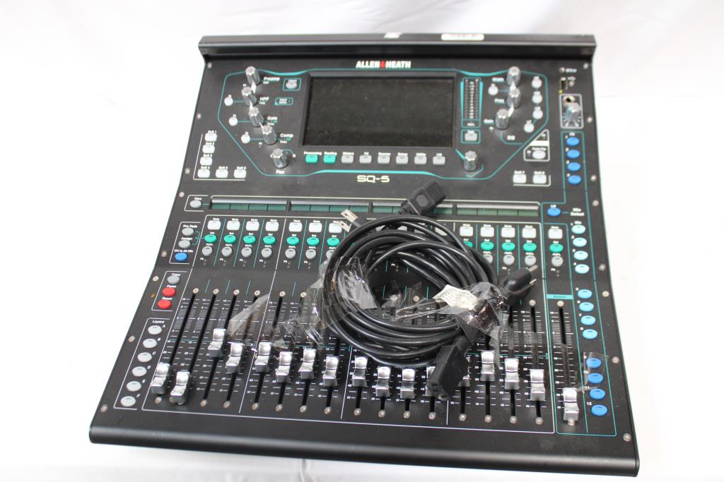 Allen & Heath SQ-5 48 Channel Digital Mxer