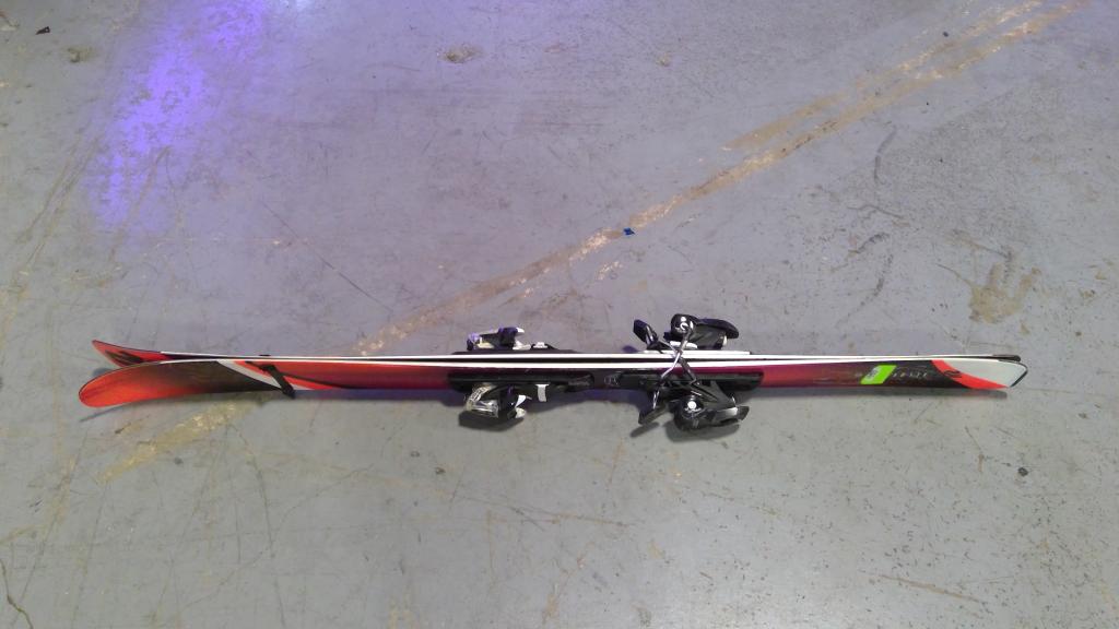 Alluvit 88Ti Skis