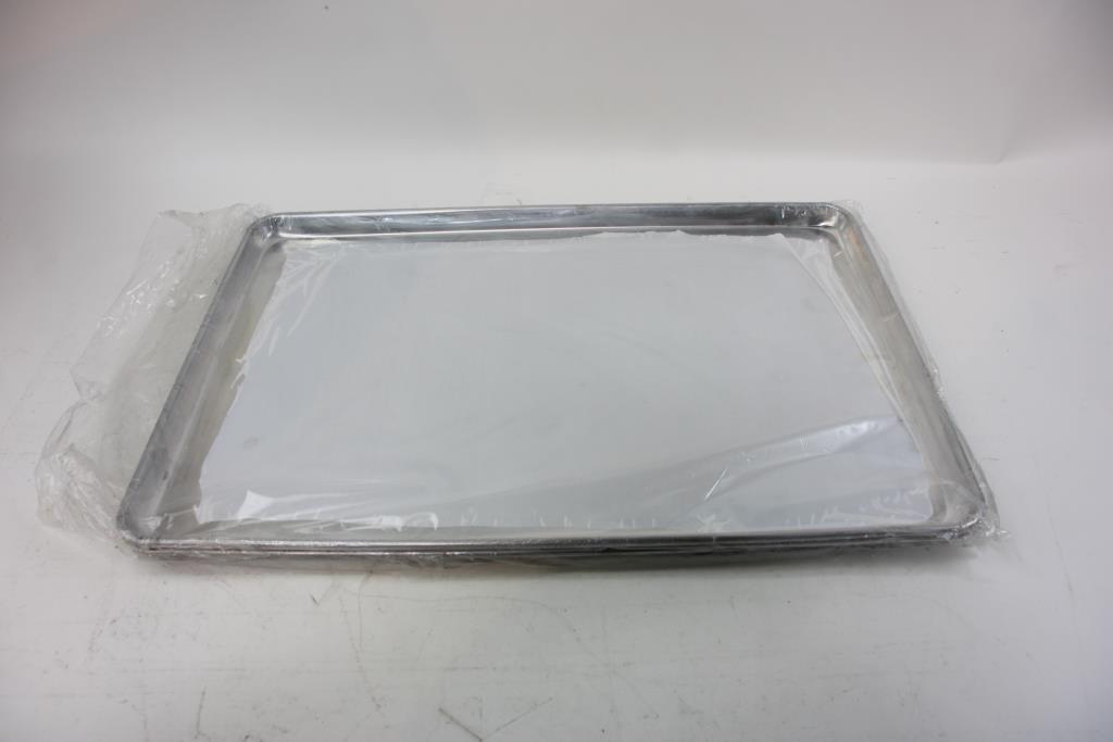 Aluminum Baking Pans, 2 Pieces | Property Room
