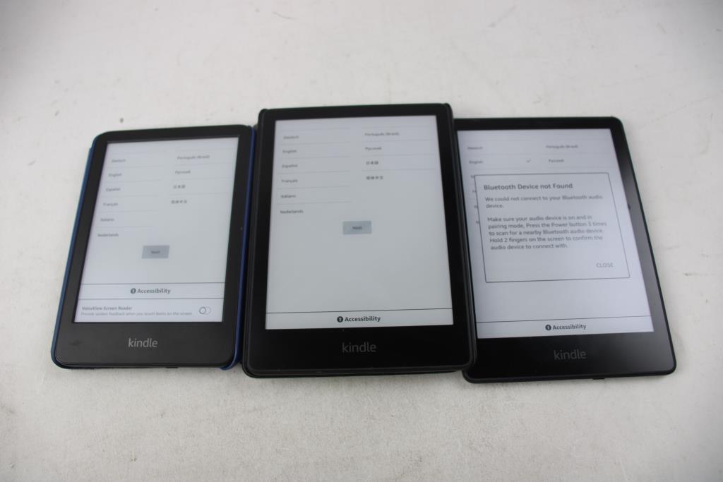 Amazon Kindle, 3 Pieces Sold For Parts