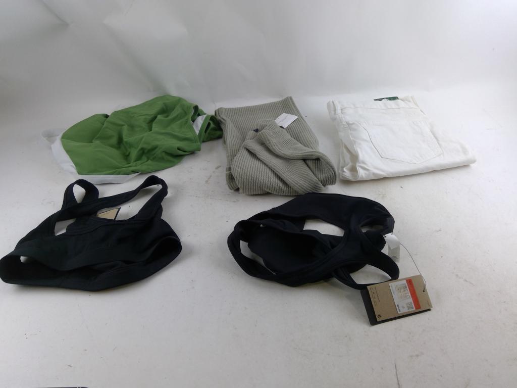 American Eagle Sweater And More 4 Pieces