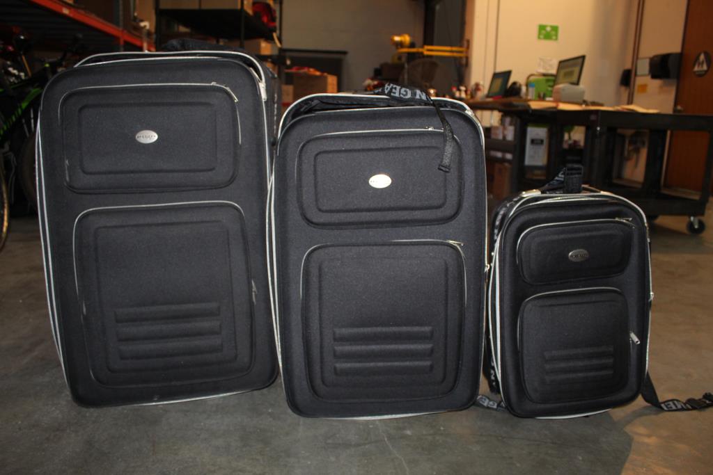 travel gear luggage