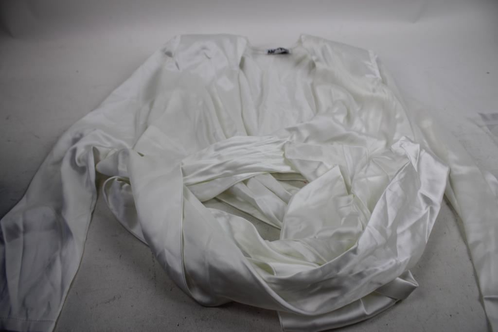 Amylynn Long Sleeve Satin Cara Top, White, Small