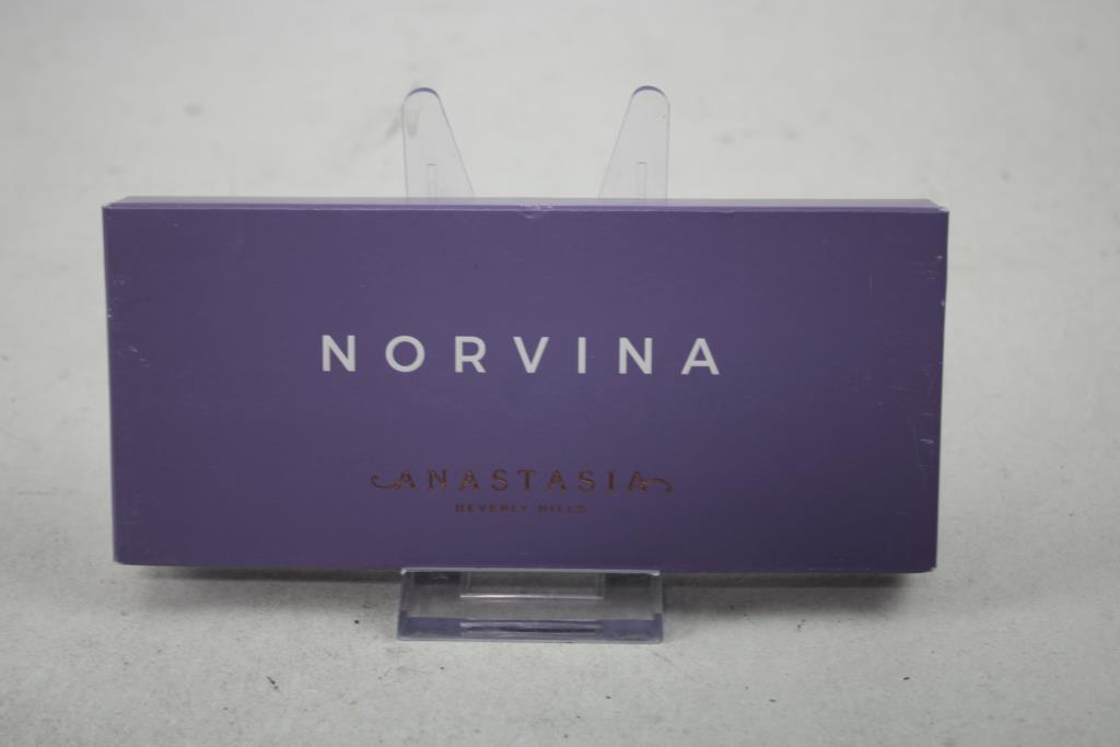 Anastasia Beverly Hills Norvina Eye Shadow Palette