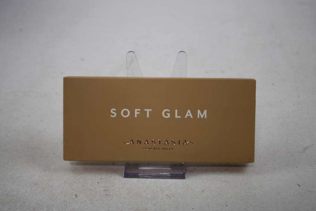 Anastasia Beverly Hills Soft Glam Eye Shadow Palette