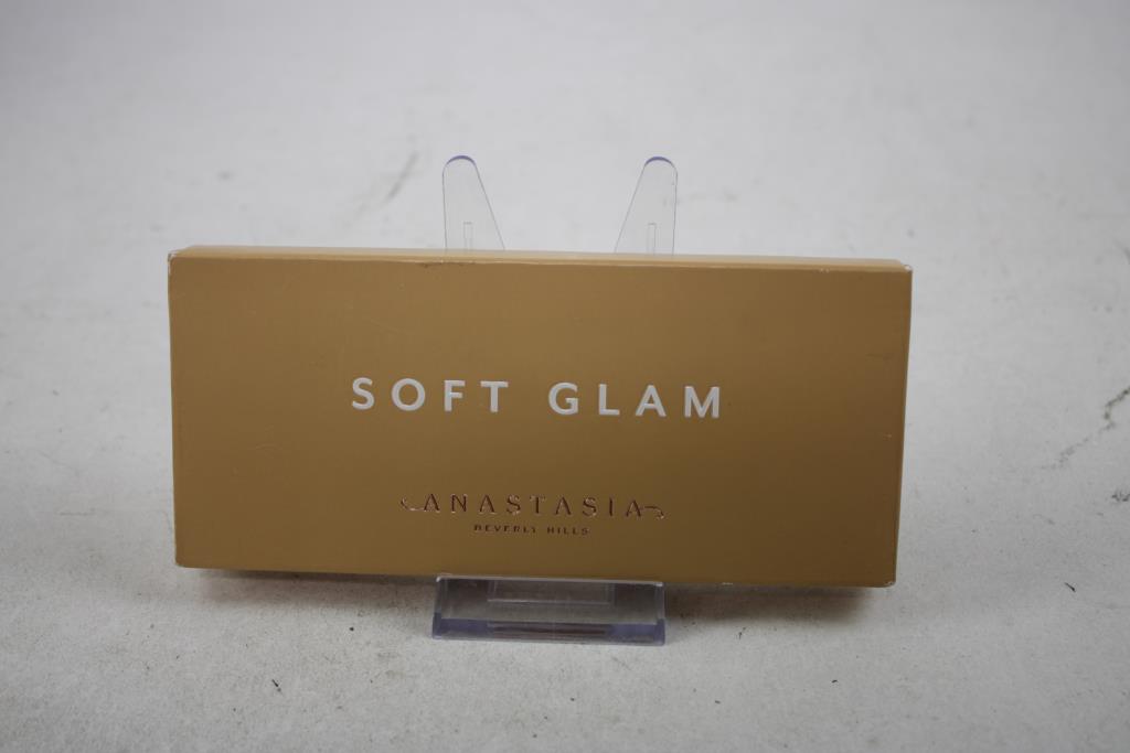 Anastasia Beverly Hills Soft Glam Eye Shadow Palette
