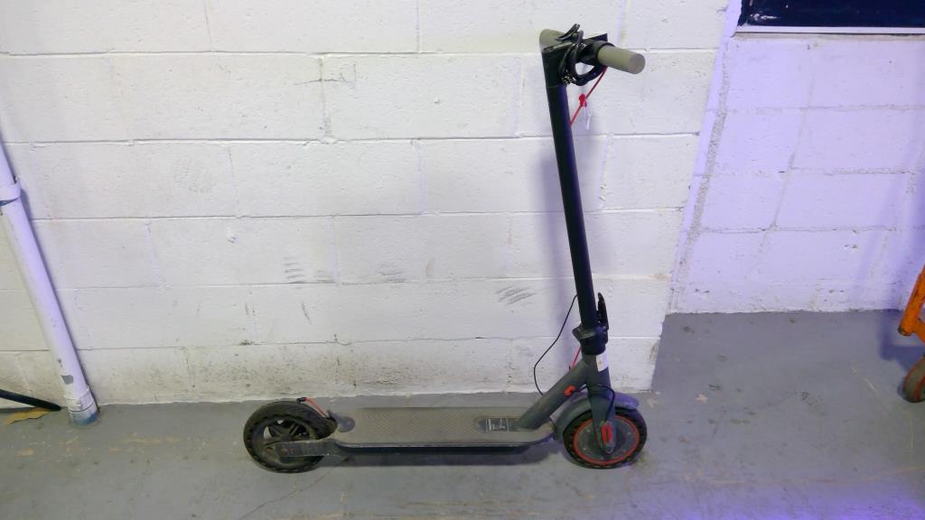 Aovopro Electronic Scooter