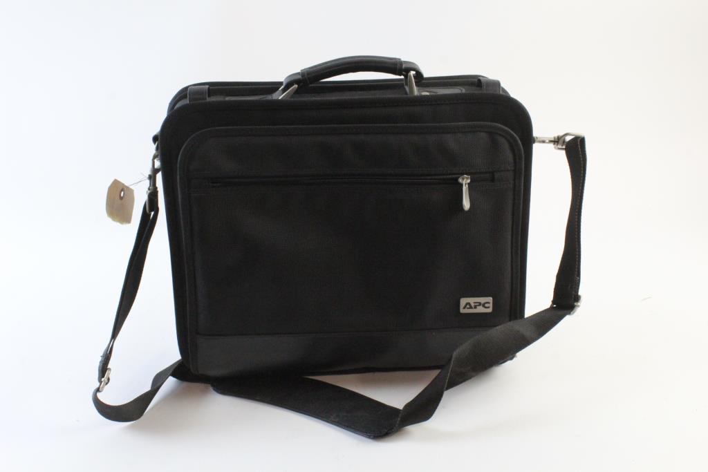 apc laptop bag