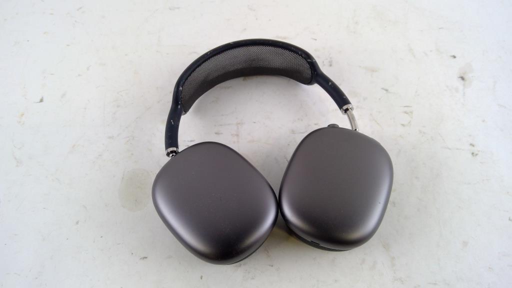 Apple Airpod Max Headphones