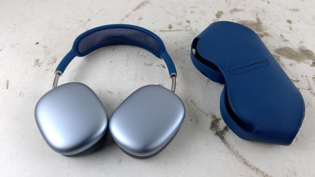 Apple Airpod Max Headphones