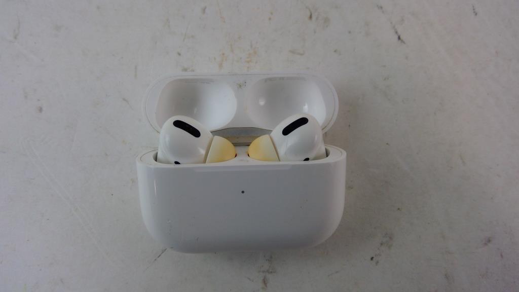 Apple Airpod Pro SOLD FOR PARTS