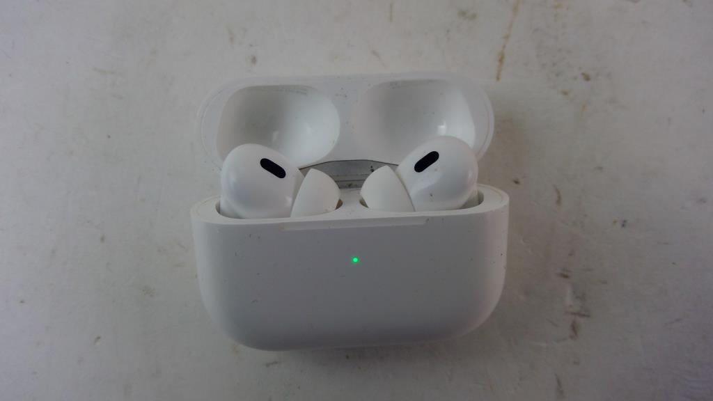 Apple Airpod SOLD FOR PARTS