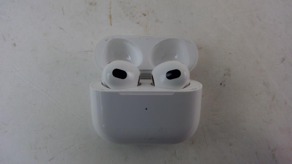 Apple Airpod SOLD FOR PARTS