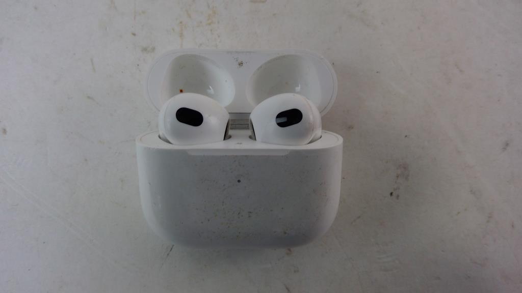 Apple Airpod SOLD FOR PARTS