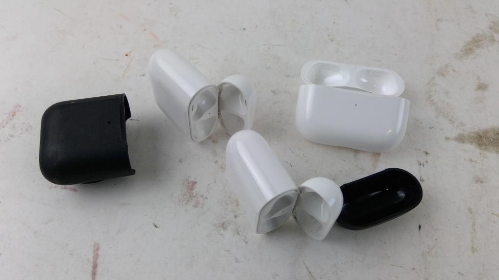 Apple Airpods 3 Pieces