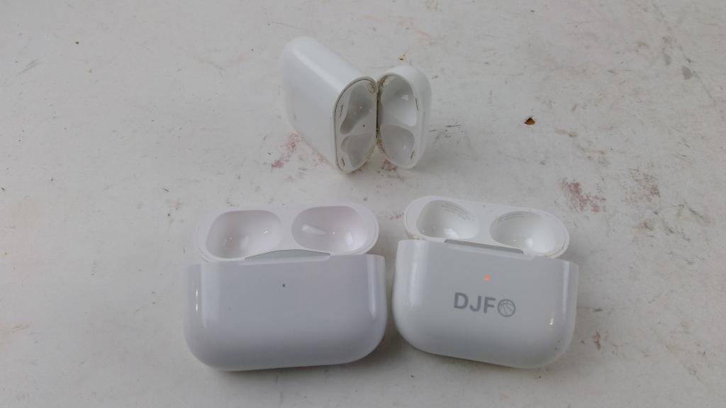 Apple Airpods 3 Pieces