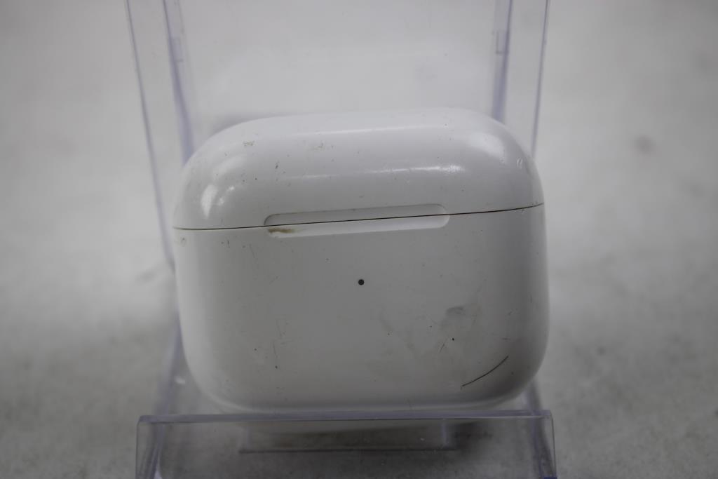 Apple Airpods 3, Sold For Parts