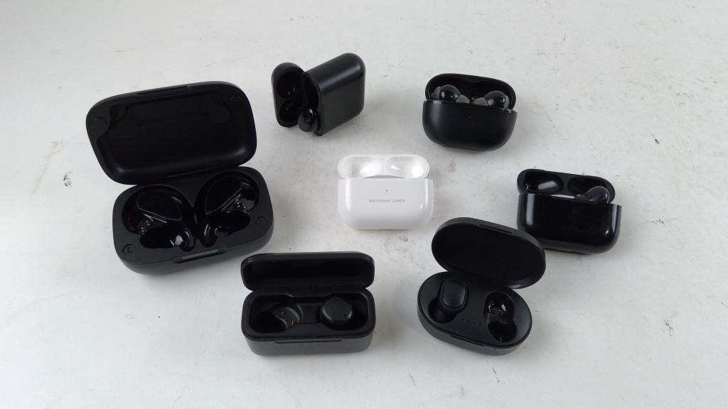 Apple Airpods And More 5+ Pieces