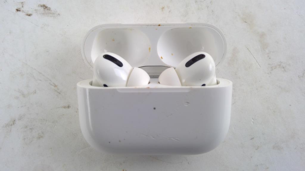 Apple Airpods Sold For Parts