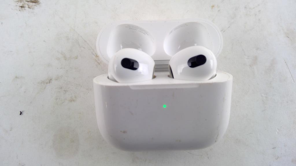 Apple Airpods Sold For Parts
