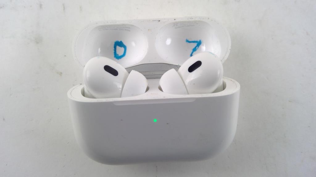 Apple Airpods Sold For Parts