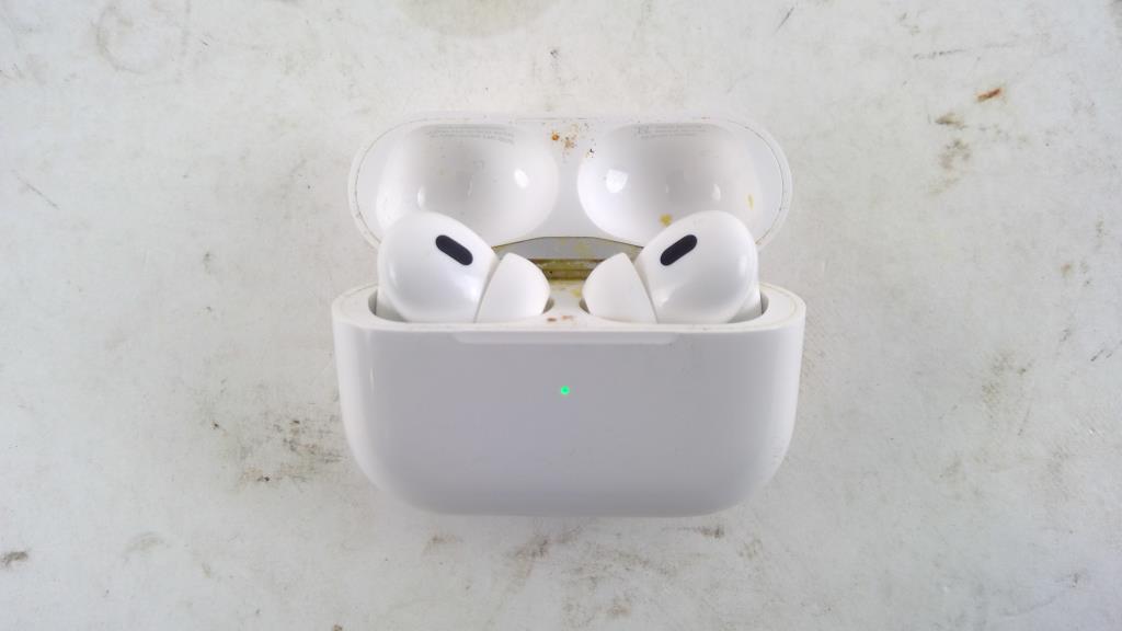 Apple Airpods Sold For Parts