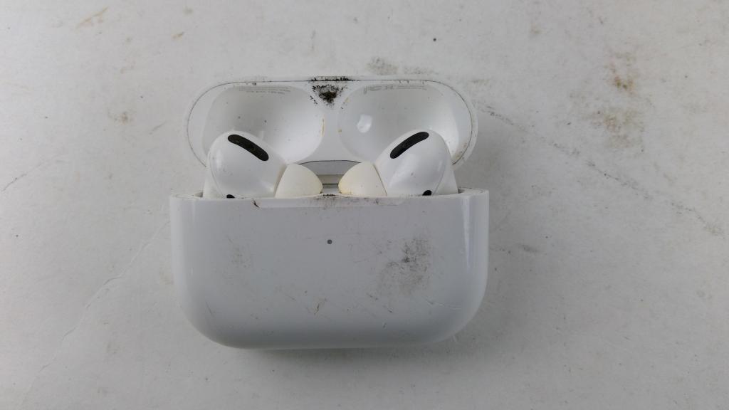 Apple Airpods Sold For Parts