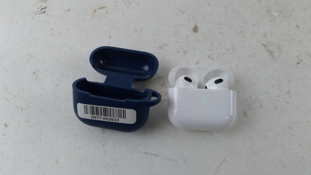 Apple Airpods Sold For Parts
