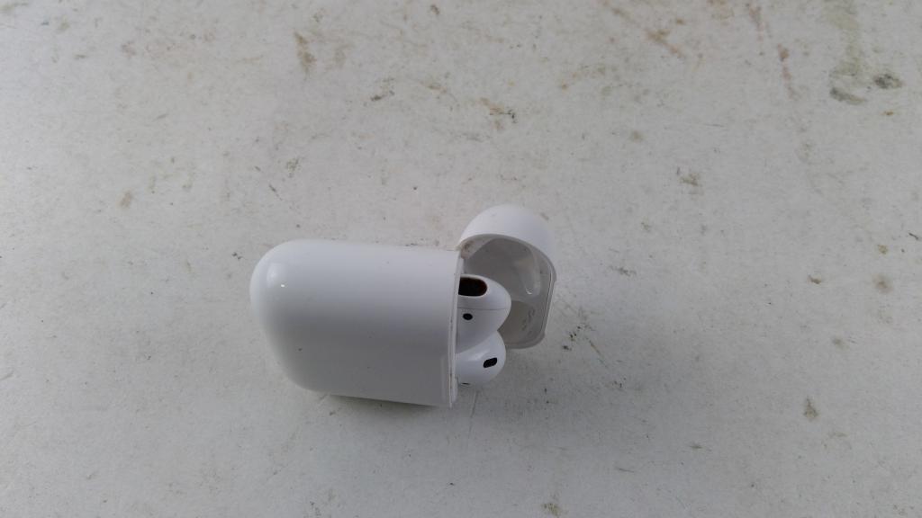 Apple Airpods Sold For Parts