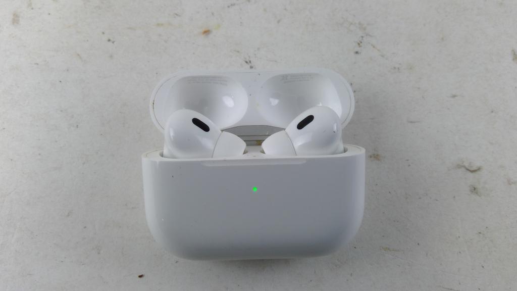 Apple Airpods Sold For Parts