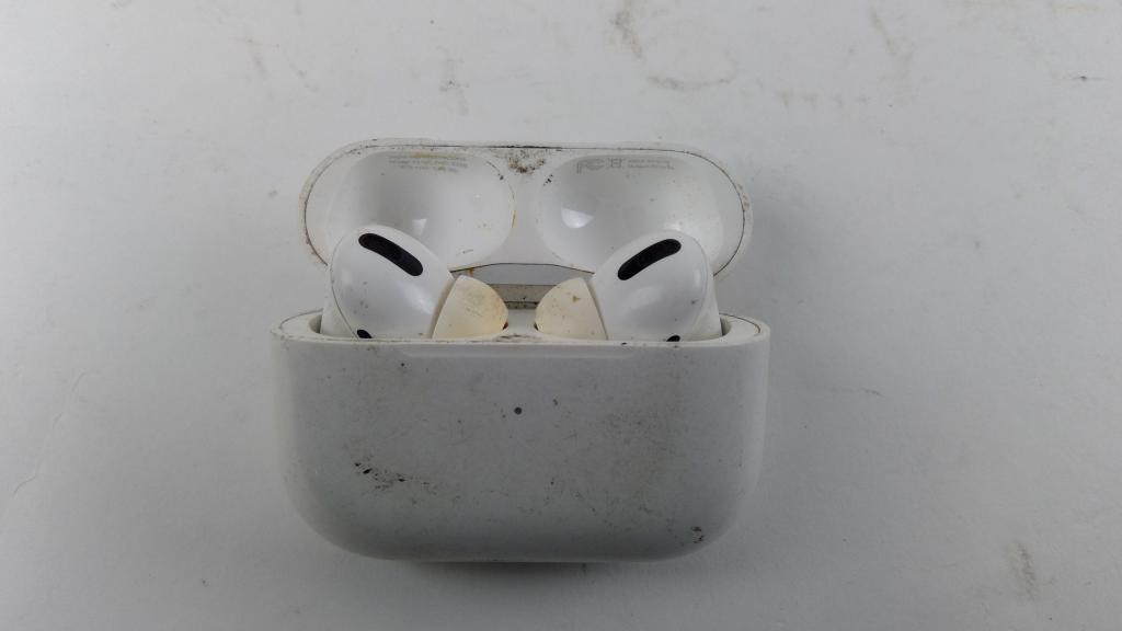 Apple Airpods Sold For Parts